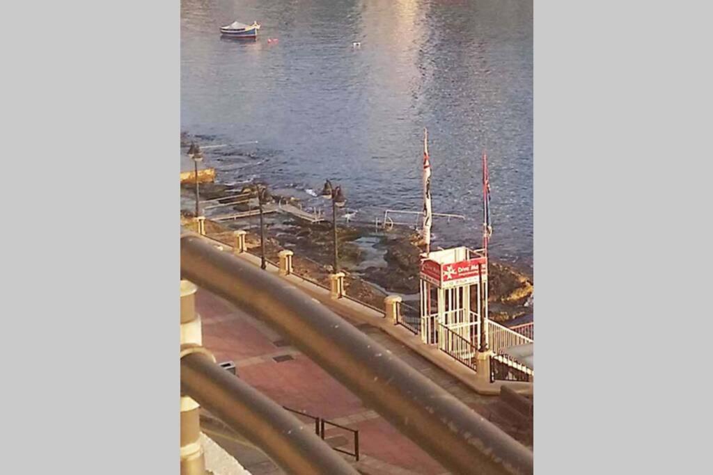 St Julians' Sea Front, Spectacular View, Apartment San Julián Exterior foto